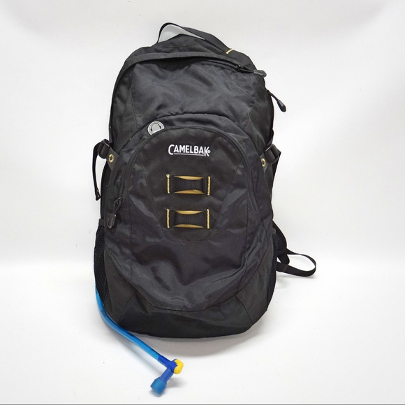 camelbak cloud walker hydration pack